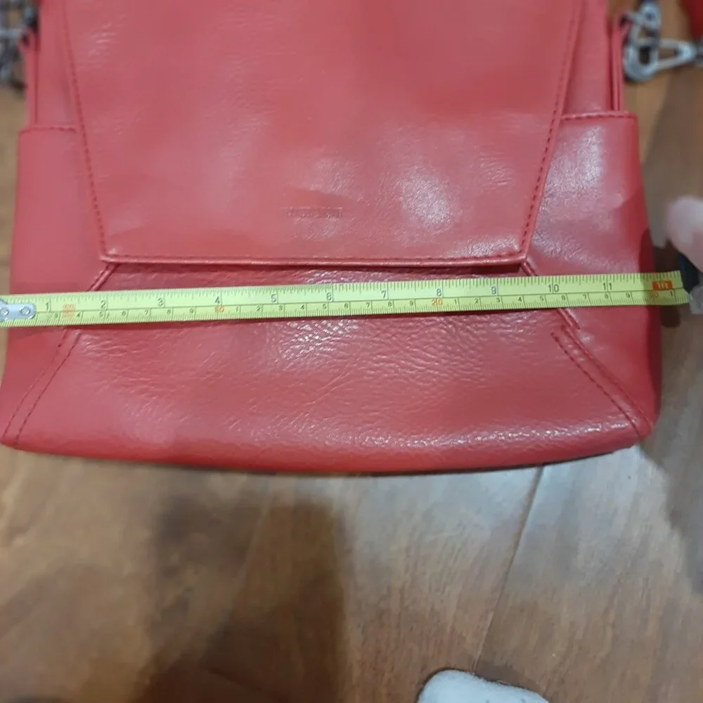 Matt & Natt vegan leather minimalist statement satchel bag - Picture 14 of 16